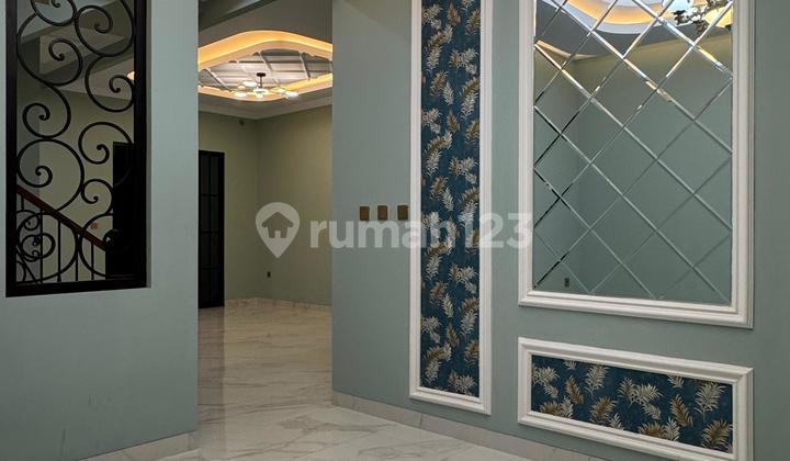 Nice House Ready to Live In, Jagakarsa South Jakarta