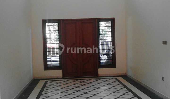 Di Jual Rumah Siap Huni, Jakarta Selatan