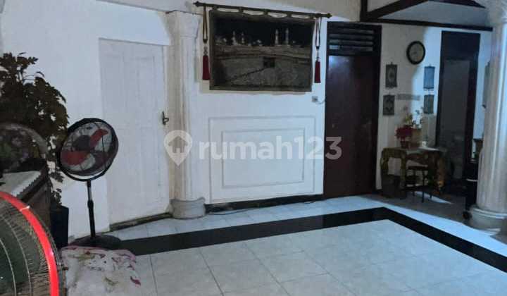 Rumah di Tanah Abang Siap Huni, Jakarta Pusat 2