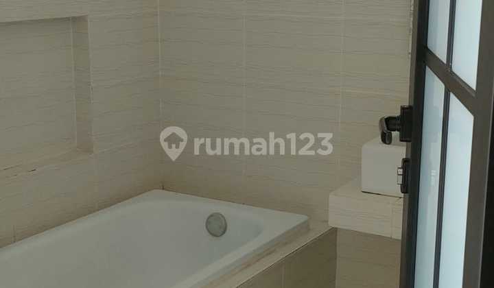 Dijual Rumah Siap Huni Discovery Fiore Bintaro Pondok Aren, Tangerang Selatan 2