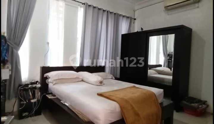 House in Jagakarsa, Paso Raya Street, South Jakarta 2
