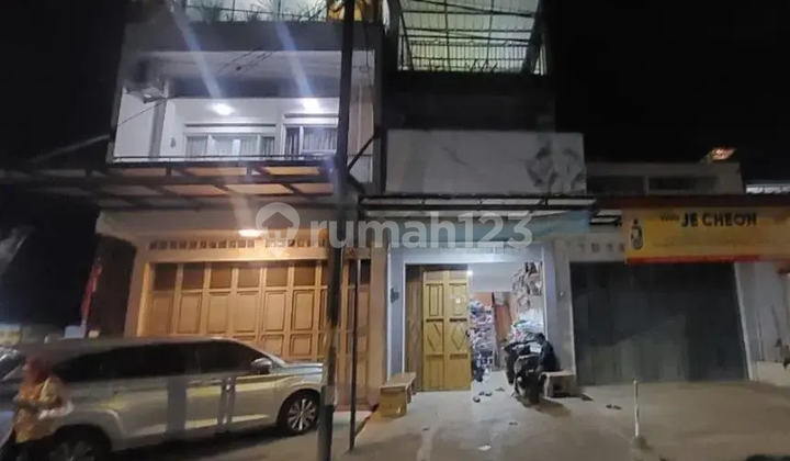 Rumah Lelang Modern 3 Lantai Daerah Cigondewah Bandung