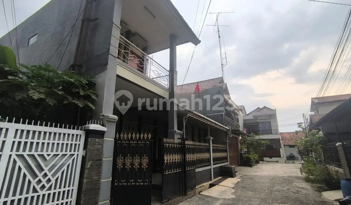Rumah Lelang Modern 2 Lantai Daerah Kota Cimahi 2