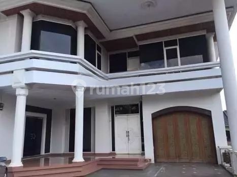 Modern Style Auction House in Ciperdanta Sumedang 2