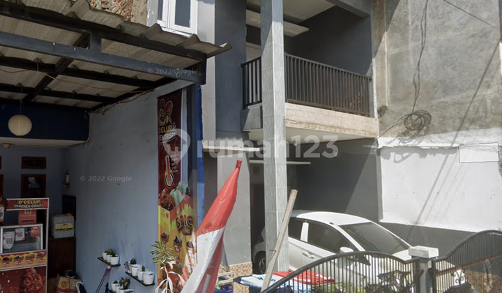 Minimalist 2-Story Auction House in Rancasari 2