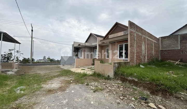 Rumah Lelang tinggal Minimalis di Perum Katumiri Rumah Lelang tinggal Minimalis di Perum Katumiri