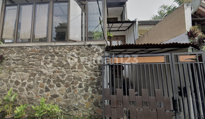 Rumah Lelang Modern 2 Lantai di Cibeunying Bandung 2