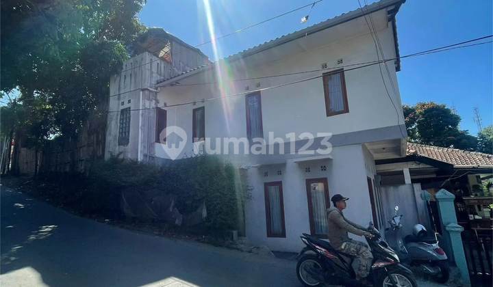 Rumah Lelang Mungil 2 Lantai di Ciumbuleuit 2