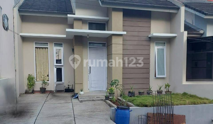 Minimalist Auction House in Pesona Cileunyi Complex 2