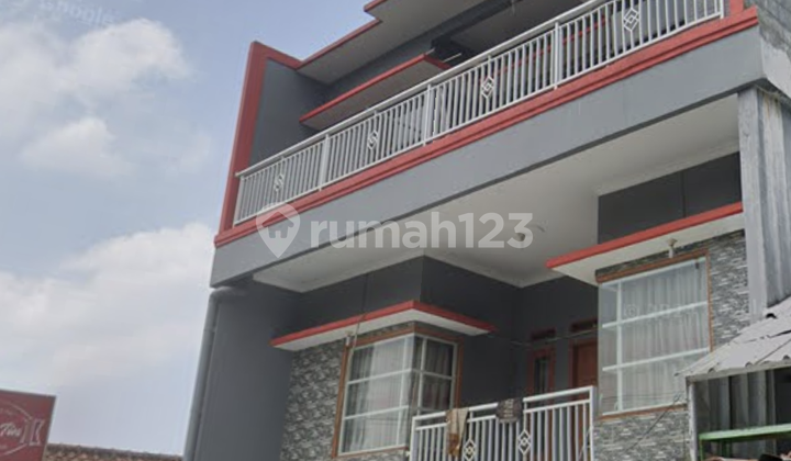 Minimalist 3-Story Shop House Auction in Cimahi City