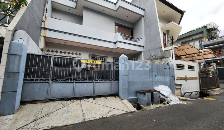 Tomang Rumah 2 Lantai Strategis Dibawah Njop 2