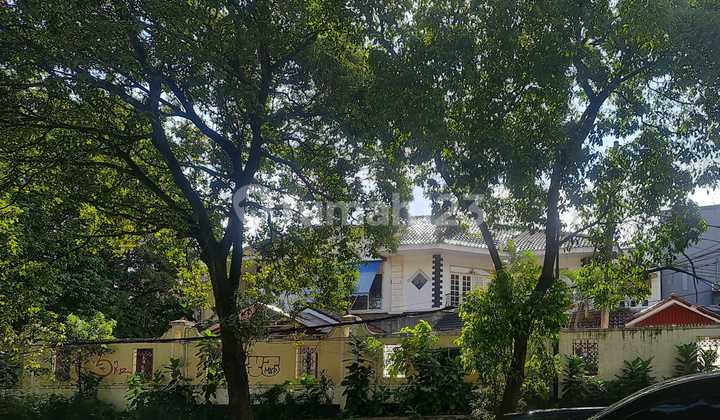 Cilandak Rumah Bagus Dilokasi Strategis Senilai Harga NJOP