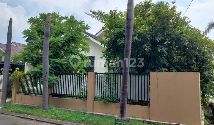 For Rent Neat Ready-to-Occupy House in Ifolia Harapan Indah Bekasi 2