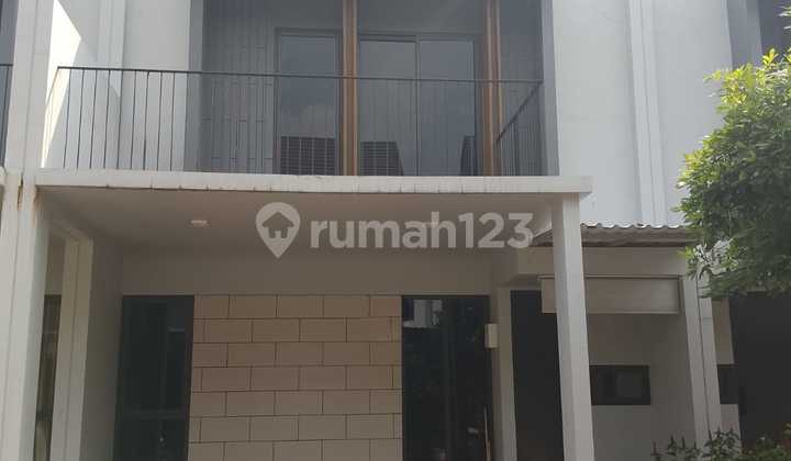 For Sale Quick 2-Story House + Attic in Wisteria Cakung For Sale Quick 2-Story House + Attic in Wisteria Cakung