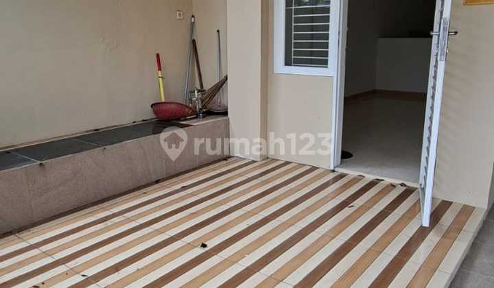 Quickly For Rent: One-Story Ready-to-Occupy House in Harapan Indah, Bekasi 2