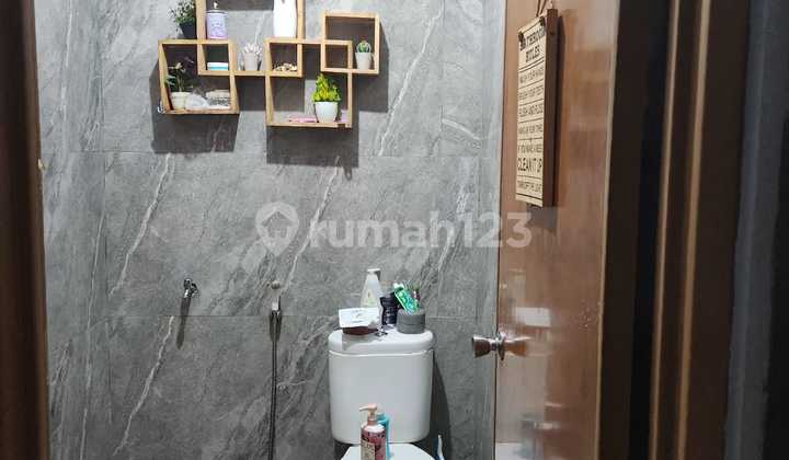 For Rent: Harapan Mulya Regency House, Bekasi 2