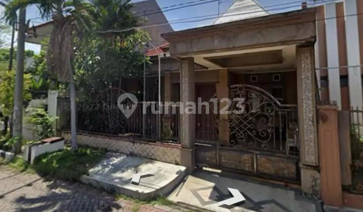 Wide House 10 Manyar Tirtoyoso Wide Row Near Surabaya City Center 2