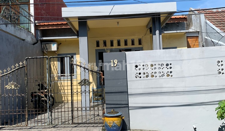Dijual Rumah Luas Murah Kawasan Strategis Manukan Surabaya. Barat Dijual Rumah Luas Murah Kawasan Strategis Manukan Surabaya. Barat