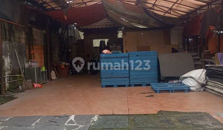 Bangunan Hitung Tanah di Cipete, Jakarta Selatan - Cocok jadi Kos Bangunan Hitung Tanah di Cipete, Jakarta Selatan - Cocok jadi Kos