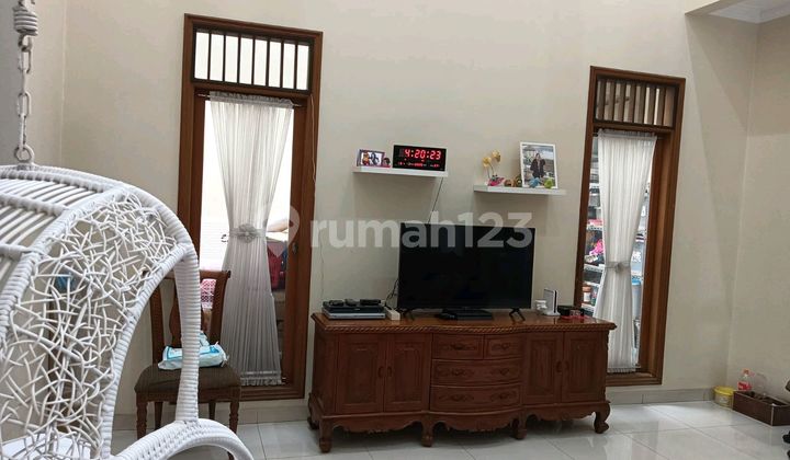 House for Sale Near Pahoa and Tunas Bangsa Schools Within Walking Distance