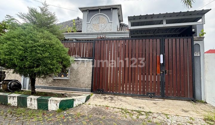 For Rent or Contract House In Candi Candi Housing Area Near UB Brawijaya University And A Step Away To Suhat Sukarno Hatta Lowokwaru Malang City