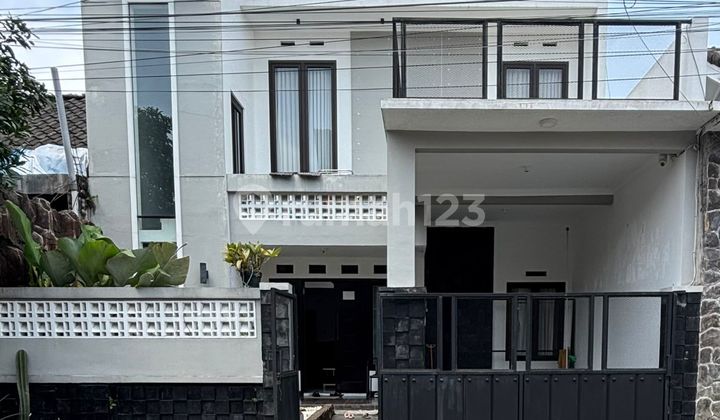 Dijual Rumah Jalan Ikan Layur Blimbing Dekat Hwa Ind Kolose Santo Yusup Kosayu Hwa Ing Di Kota Malang