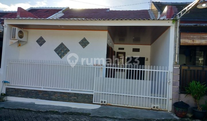 Disewakan Rumah Dekat Ub dan Suhat di Ikan Ikan Lowokwaru Malang 1