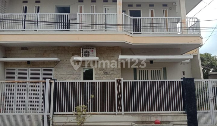 2-Storey Rental House in Ikan Ikan Lowokwaru Malang Many Rooms 2-Storey Rental House in Ikan Ikan Lowokwaru Malang Many Rooms