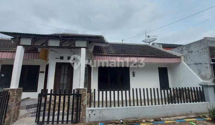 Cheap Rental House in Joyogrand Merjosari Malang Near Campus Cheap Rental House in Joyogrand Merjosari Malang Near Campus