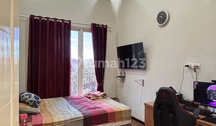 Dijual Rumah Mewah di Mainroad Tirtasani Karangploso Malang 2