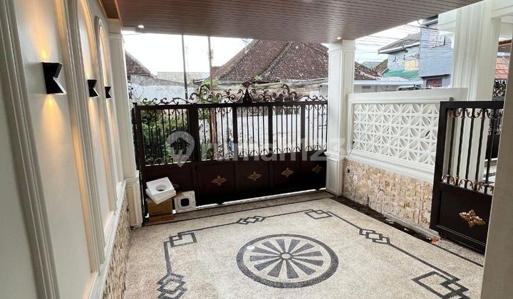 Affordable Strategic Rental House City Center Near Ijen Klojen Malang 2