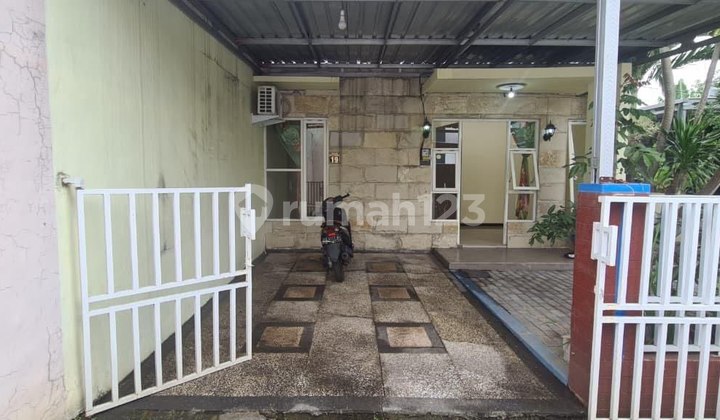 Rumah Sewa Murah Dekat Araya di Jalan Cakalang Blimbing Malang Rumah Sewa Murah Dekat Araya di Jalan Cakalang Blimbing Malang