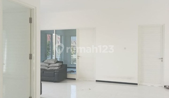 Rumah Megah Hook Kawasan Asri di Dieng Malang 2