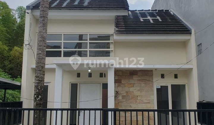 For Rent New Well-Maintained Minimalist House in Dieng Near Unmer Malang