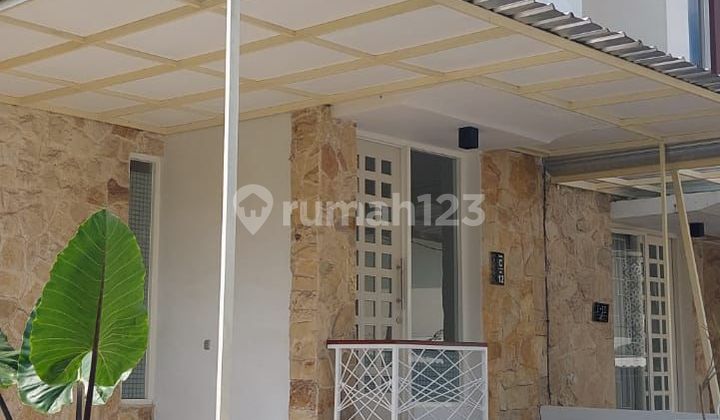 For Rent Leased 2-Story House on Bunga Bunga Street Lowokwaru Suhat Sukarno Hatta, One Step to UB Brawijaya University, Malang City For Rent Leased 2-Story House on Bunga Bunga Street Lowokwaru Suhat Sukarno Hatta, One Step to UB Brawijaya University, Malang City