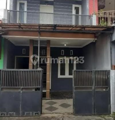 2-Story House on LA Sucipto Pandanwangi Malang Near BINUS