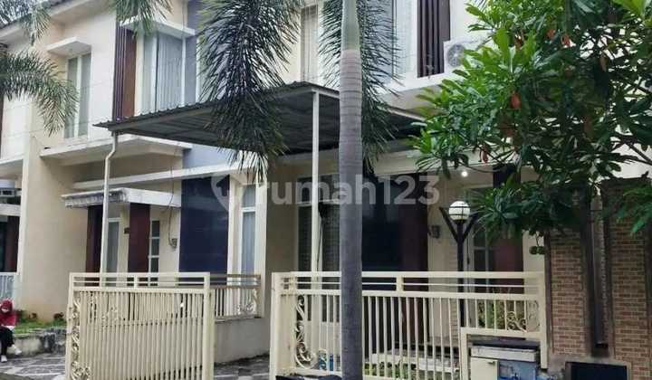 For Rent, Leased 2-Story House In Tasikmadu Housing Area, Close To Brawijaya University, A Step To Suhat Sukarno Hatta, Malang City, Fully Furnished With Furniture. For Rent, Leased 2-Story House In Tasikmadu Housing Area, Close To Brawijaya University, A Step To Suhat Sukarno Hatta, Malang City, Fully Furnished With Furniture.