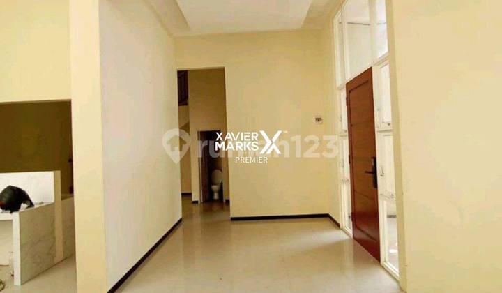 Modern Minimalist House Near Blimbing Main Road Axis 2