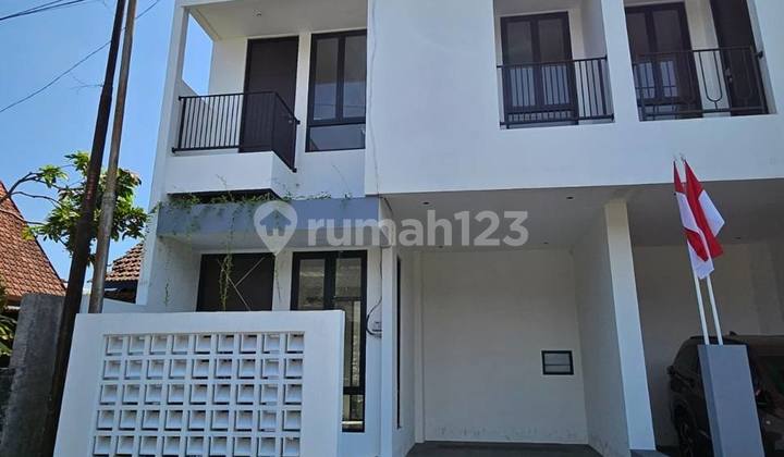 Rumah Baru Minimalis Modern Siap Huni di Ikan-Ikan Blimbing