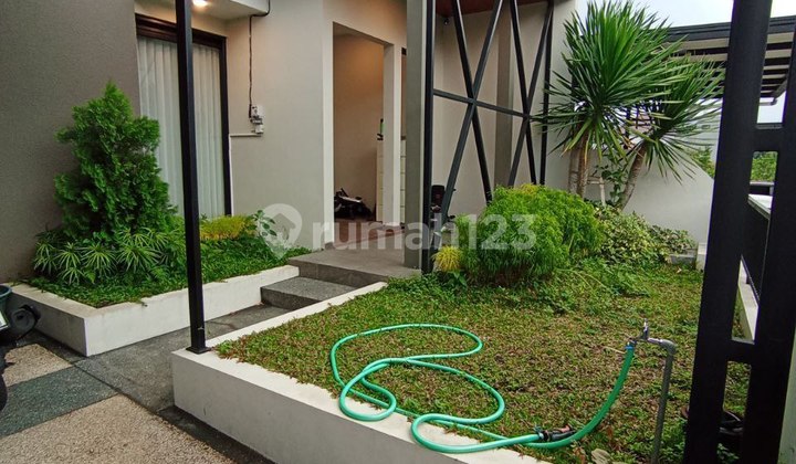 Rumah Luas dan Furnish di Komplek Perumaha Sejuk Austinvile Dieng 2