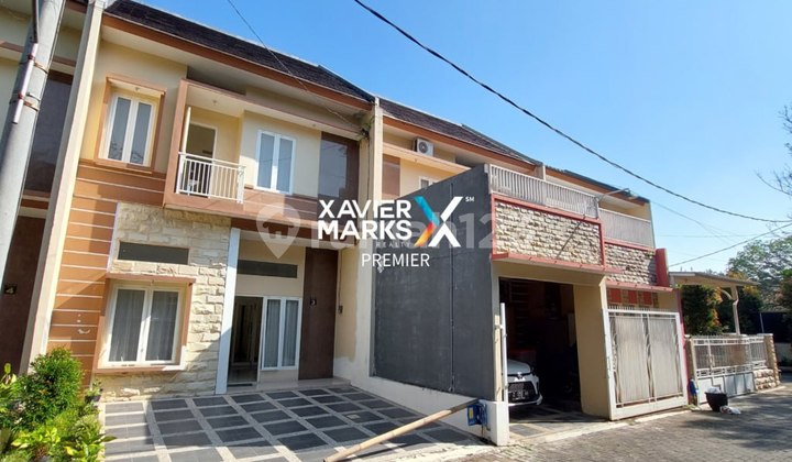 Modern Minimalist House in a Comfortable Cluster in Cenger Ayam 2