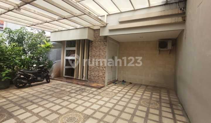 Rumah Tengah Kota Surabaya - Sidosermo Indah (3 Lantai) Rumah Tengah Kota Surabaya - Sidosermo Indah (3 Lantai)