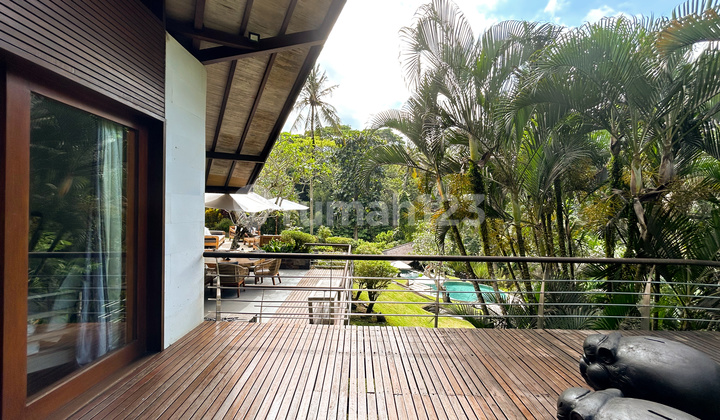 Luxury Villa for Sale in Nyambu, Tabanan, Bali.