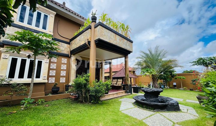 RUMAH BESAR DI GATSU NUANSA CLASSIC STYLE RUMAH BESAR DI GATSU NUANSA CLASSIC STYLE