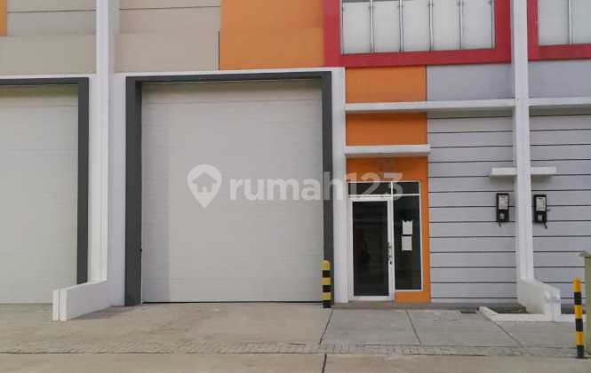 Disewakan Gudang Bizpark Daan Mogot 9 X 36 M, Daan Mogot, Jakarta Barat Disewakan Gudang Bizpark Daan Mogot 9 X 36 M, Daan Mogot, Jakarta Barat