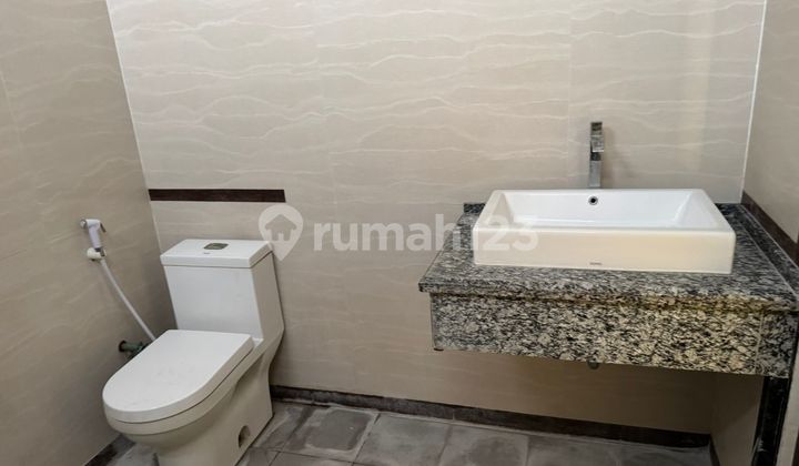 [For Sale] Strategic Modern House in Dauh Puri Klod, Denpasar - Premium Investment Opportunity 2