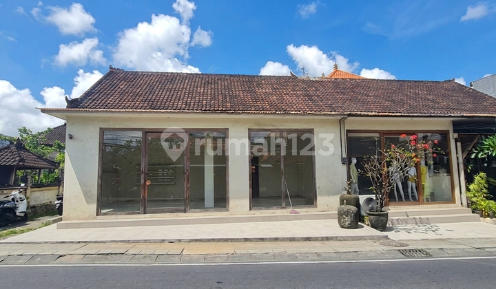 [Disewa] Ruko Premium Jalan Pantai Berawa - Lokasi Emas di Jantung Bisnis Bali!