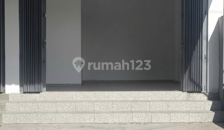 [For Rent] Strategic Minimalist Shop on Jl. Pantai Mengening, Cemagi - Location by Sunrise Property!