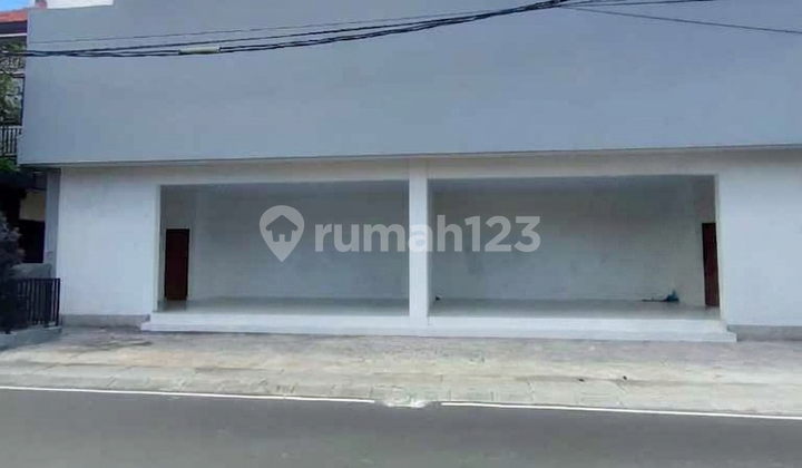 Strategical Shop for Rent on Jl Pantai Berawa, Canggu, Bali Strategical Shop for Rent on Jl Pantai Berawa, Canggu, Bali