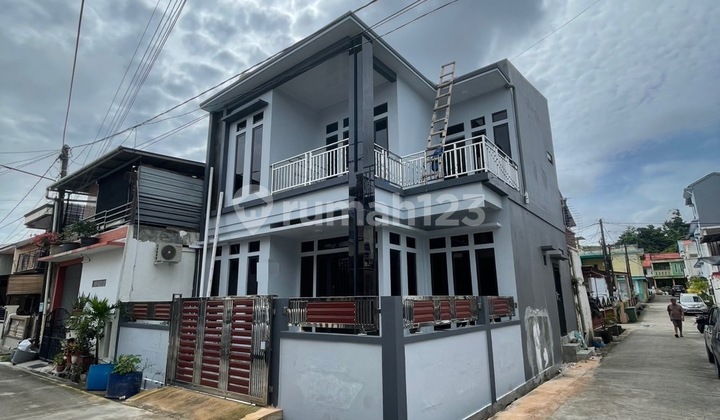For Sale Fast‼️ 2-Story Hook House in Sakura Garden-Batu Ampar 2